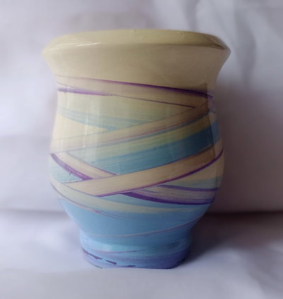 Mate mateArte clasico vitrificado - cruzado manteca, celeste y violeta