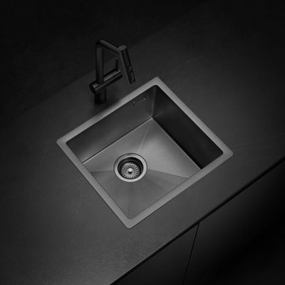 Enkel 45 Gun Black Nano PVD