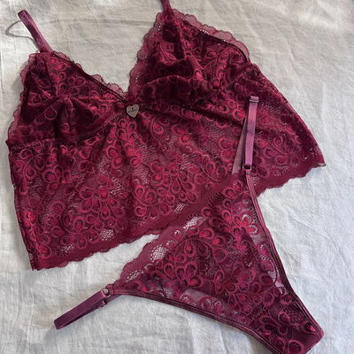 Conjunto Top Clasic Cherry 