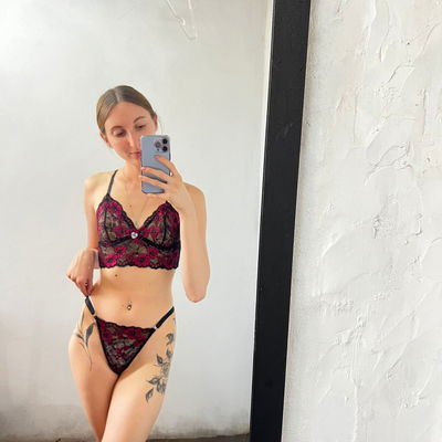 Conjunto Tina Flower (5 colores/less o culote)