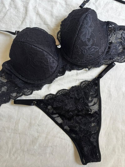 Conjunto con taza Greta Negro