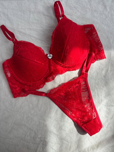 Conjunto con taza Greta Rojo