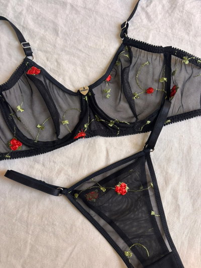 Conjunto con aro MAGA
