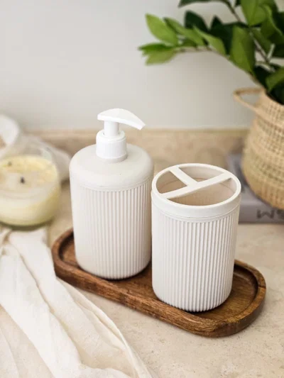 Set de baño rayado