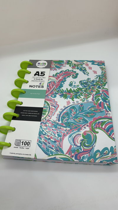Cuaderno A4 hojas desmontables 