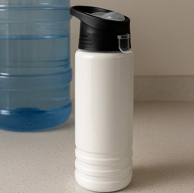 Botella deportiva con pico y manija