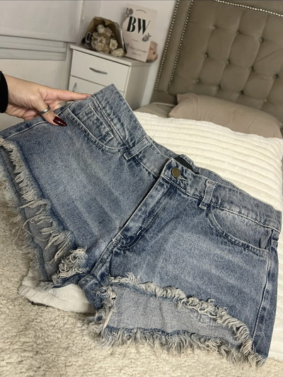 Short boho