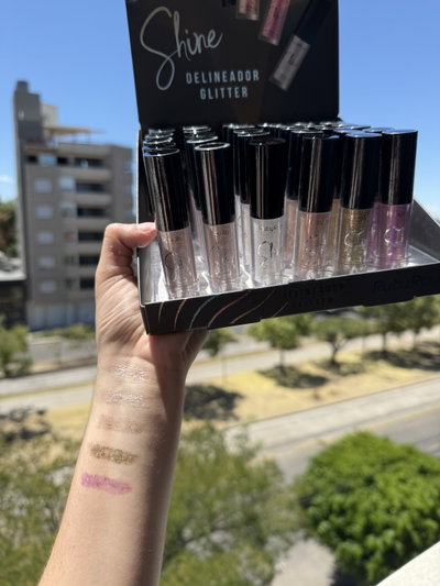 Delineadores glitter SHINE de ruby rose