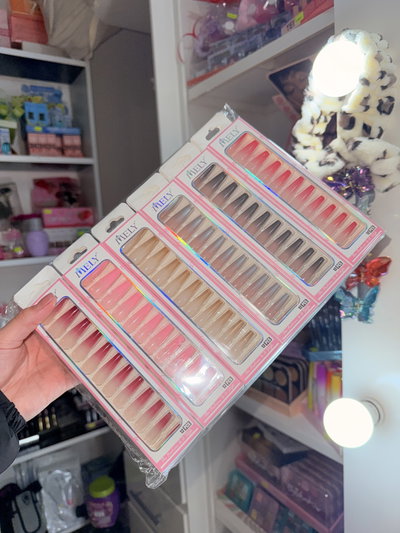 Uñas press on mely 💅🏻