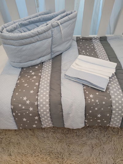 Combo colecho OUTLET- Acolchado + chichonera + sabanas