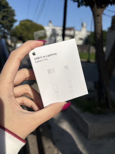 USB - C Iphone