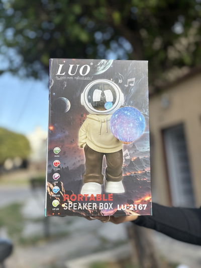 Parlante y velador - Astronauta Urbano con luna