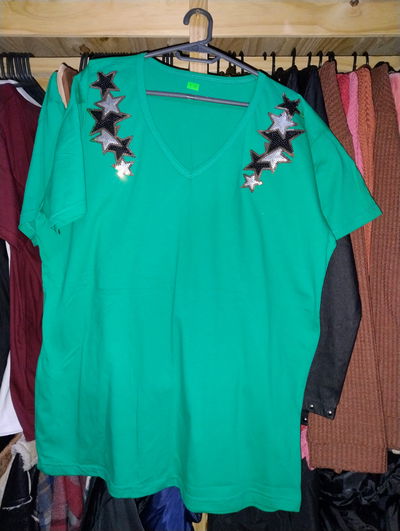 Remera lentejuelas Estrellas 💫