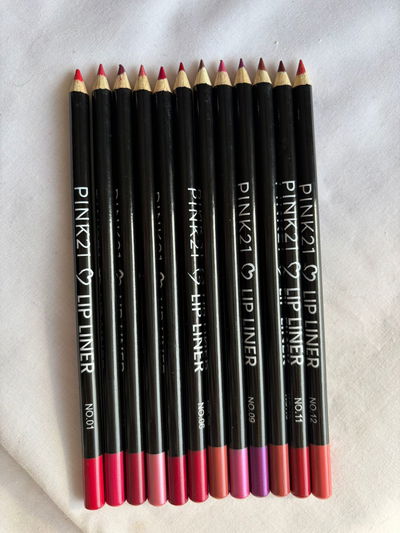 DELINEADOR LAPIZ LABIOS