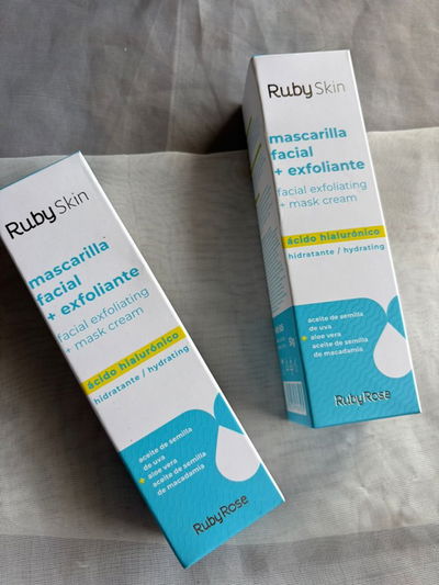 MASCARILLA EXFOLIANTE ACIDO HIALURONICO - RUBY ROSE