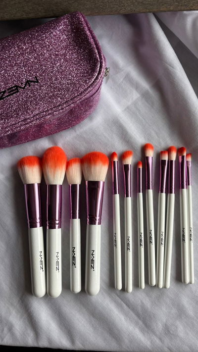 BROCHAS NAEZ CON ESTUCHE