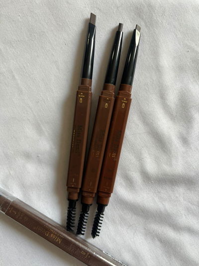 DELINEADOR CEJAS CON CEPILLO-MISS DEMI