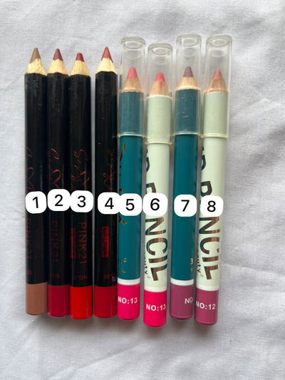 DELINEADOR DE LABIOS 