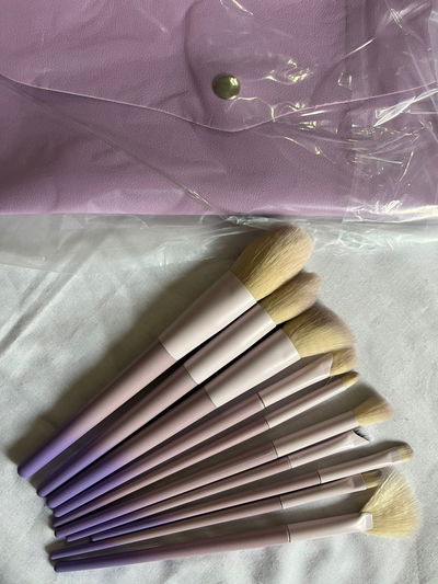 SET DE BROCHAS CON ESTUCHE