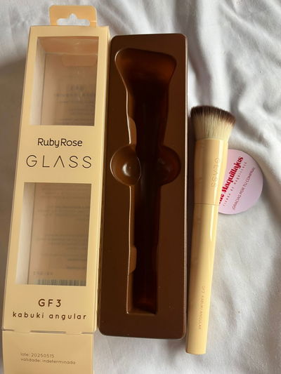 BROCHA RUBY ROSE-  KABUKI ANGULAR
