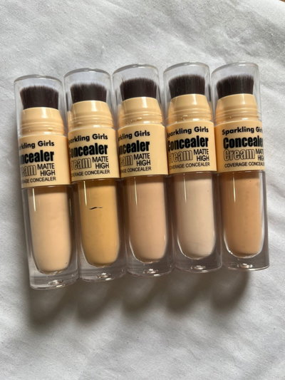 CORRECTOR MATTE CON BROCHA HIGH - SPARKLING GIRLS