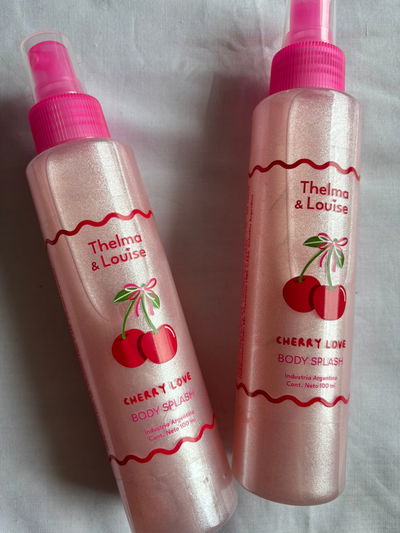 BODY SPLASH CEREZA CON GLITTER