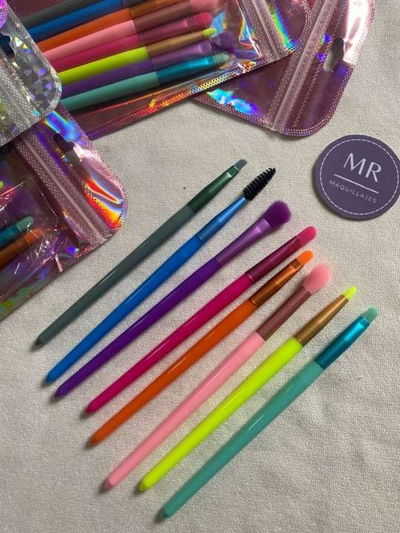 BROCHAS COLORES
