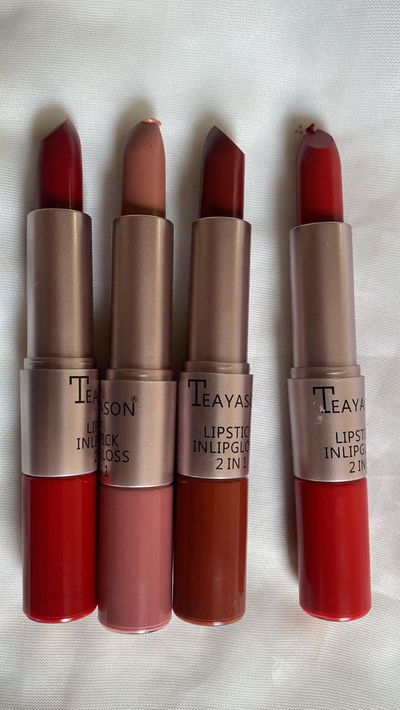 LABIAL EN BARRA + LABIAL LIQUIDO MATTE - TEAYASON