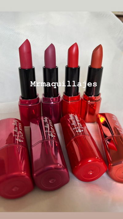 LABIAL EN BARRA MATTE - MISS BETTY
