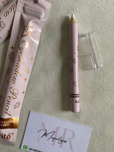 DELINEADOR EN LAPIZ BLANCO-KARITE