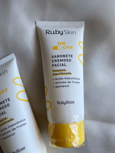 JABON FACIAL - RUBY ROSE