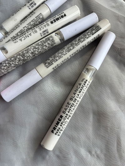 PRIMER BLANCO PESTAÑAS