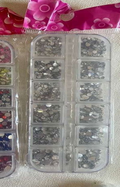STRASS PLATEADO SIN ADHESIVO