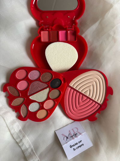 KIT DE MAQUILLAJE FRUTILLA 