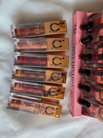 LIP GLOSS TEI