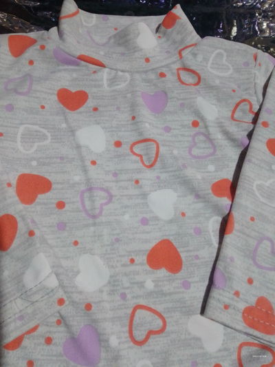 Polerita "Bebé corazones"