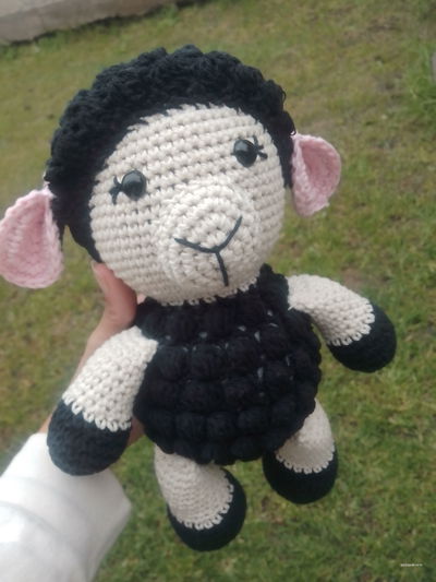 Oveja amigurumi "sarah"