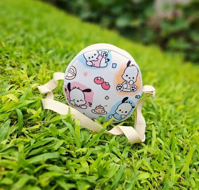 carterita circular de neopren , pochacco sanrio