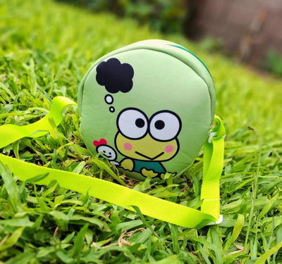 carterita circular de neopren , sapito sanrio 