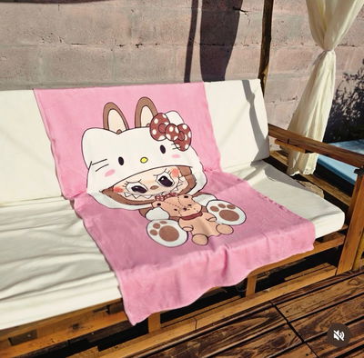 Manta polar Labubu