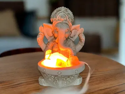 Lampara de sal ganesh mediana 28.5 cm