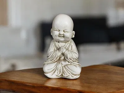 Buda con oyuelos 15 cm