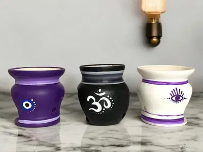 Hornillo decorado con simbolos