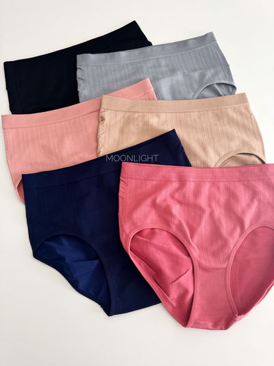 Trusa anatómica acanalada