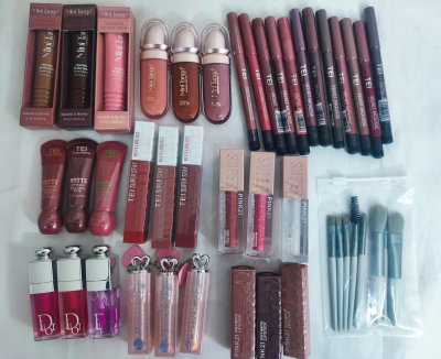 Combo Emprendedor de labiales y delineadores 