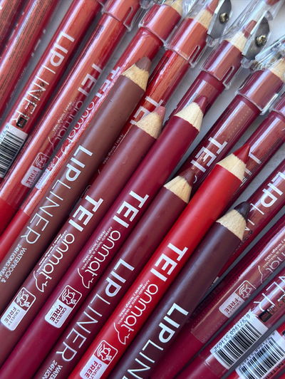Lápiz delineador de labios TEI