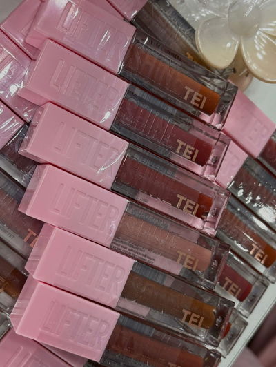 Lip Gloss SHINY- TEI