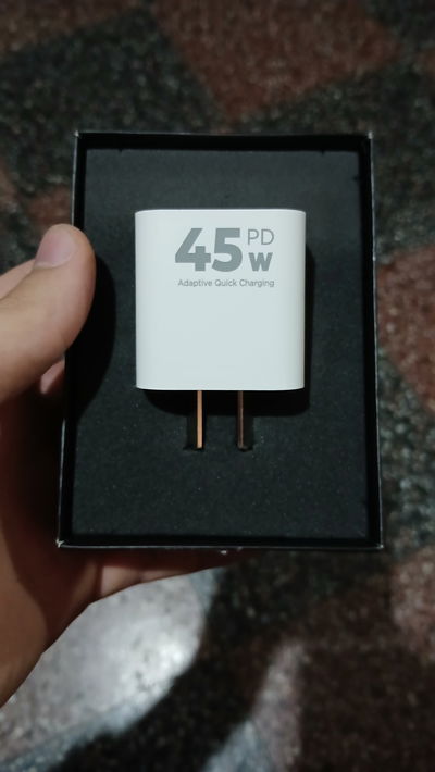 Cargador de 45W (solo fuente)