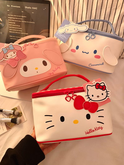 Bolso de maquillaje Sanrio 