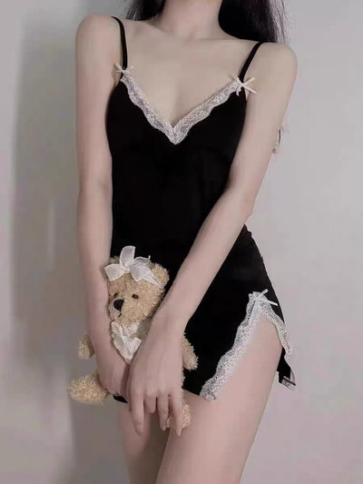 Pijama vestido lencero con encaje